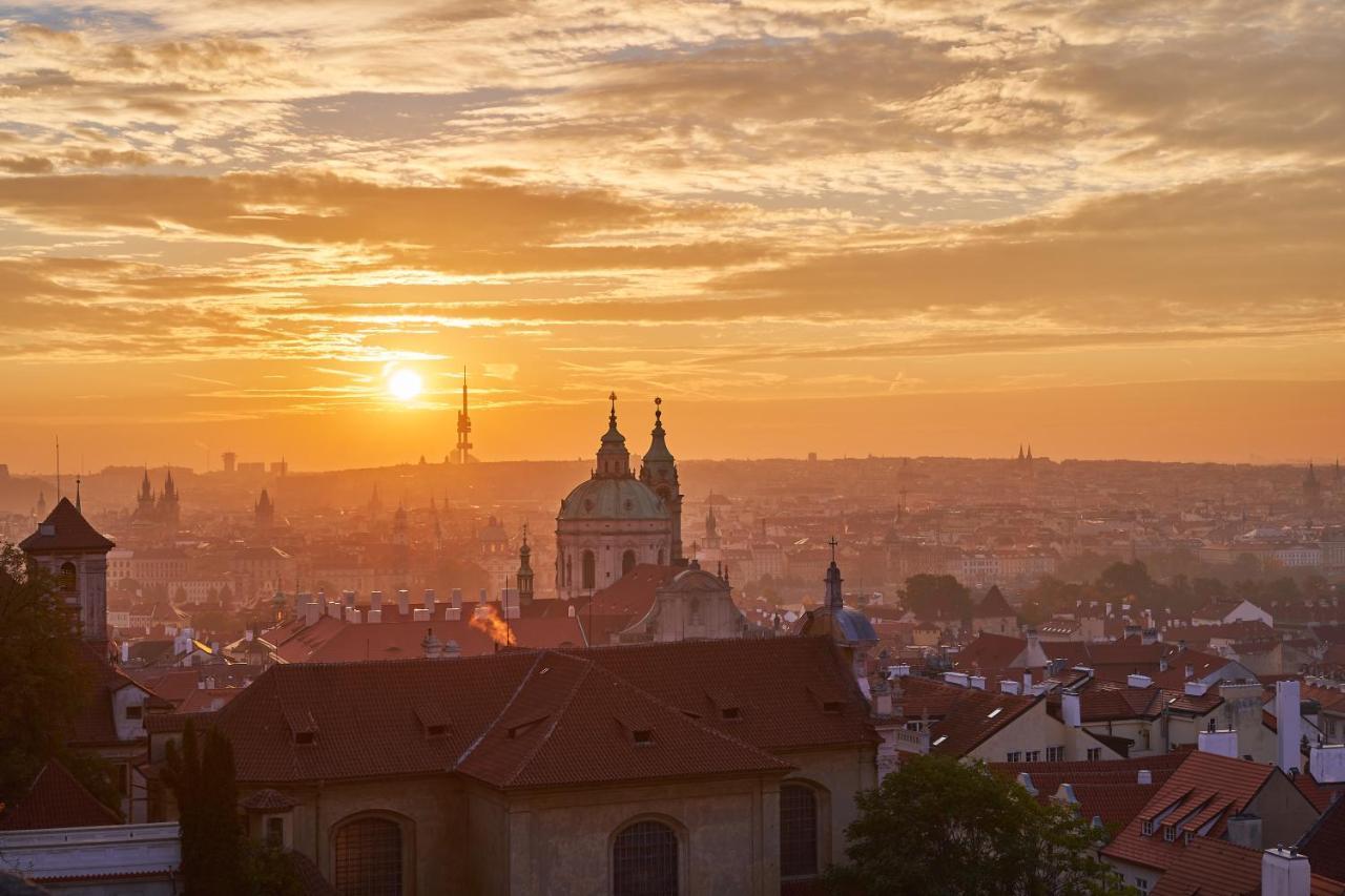 Sky Suite Hotel Prága Kültér fotó